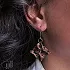گوشواره چوبی نامتقارن طرح تجزیه