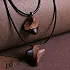 گردنبند چوبی دفرمه مینیمال طرح دو دوست (تک نسخه)