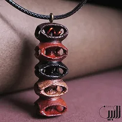 گردنبند چوبی زندگی در طبقه پنجم (تک نسخه)