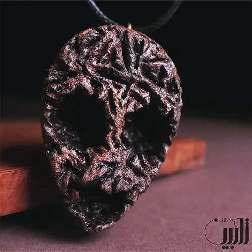 گردنبند صورت پوسته تهی (تک نسخه)