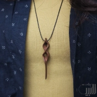 گردنبند چوبی زمزمه ها (تک نسخه)